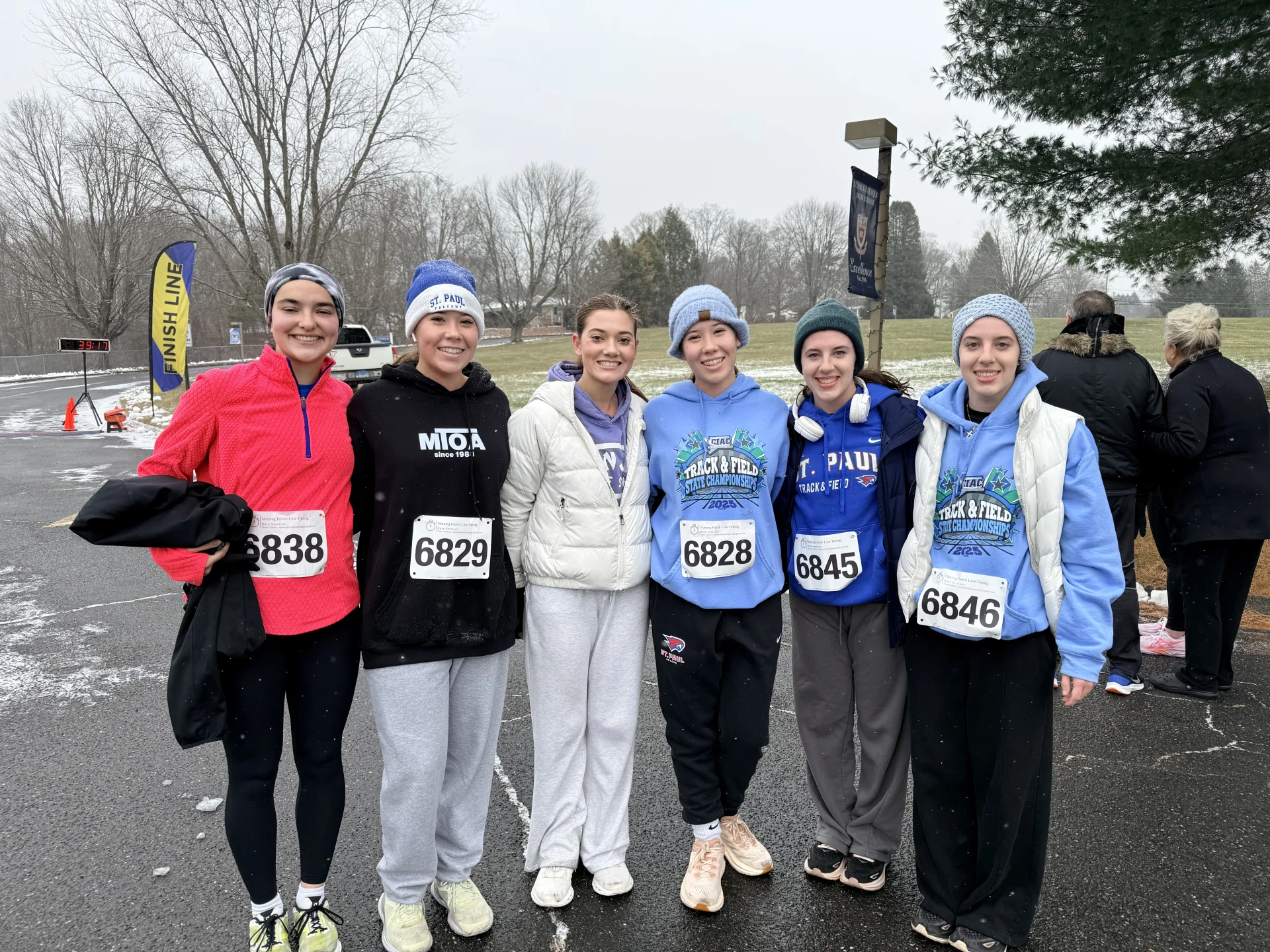 Frostyfalcon5k10.webp